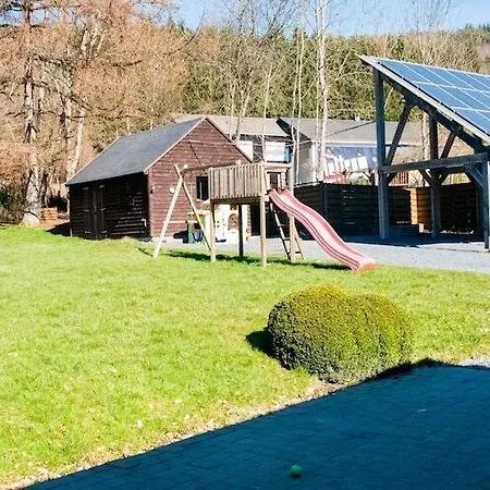 Dom wakacyjny Le Val Fleuri 16 Pers Sur Semois
